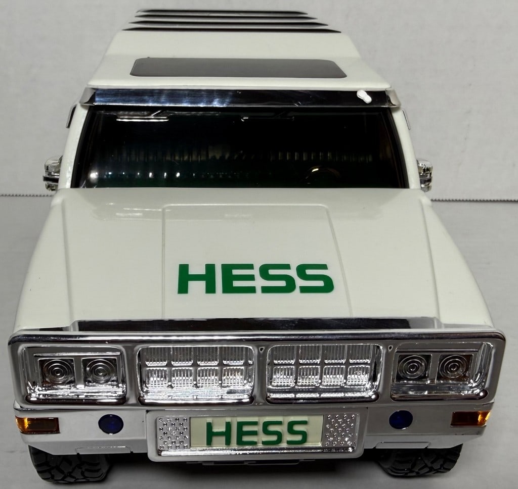 2004 Hess 40th Anniversary Sport Utility Vehicle and Motorcycles Toy - 2