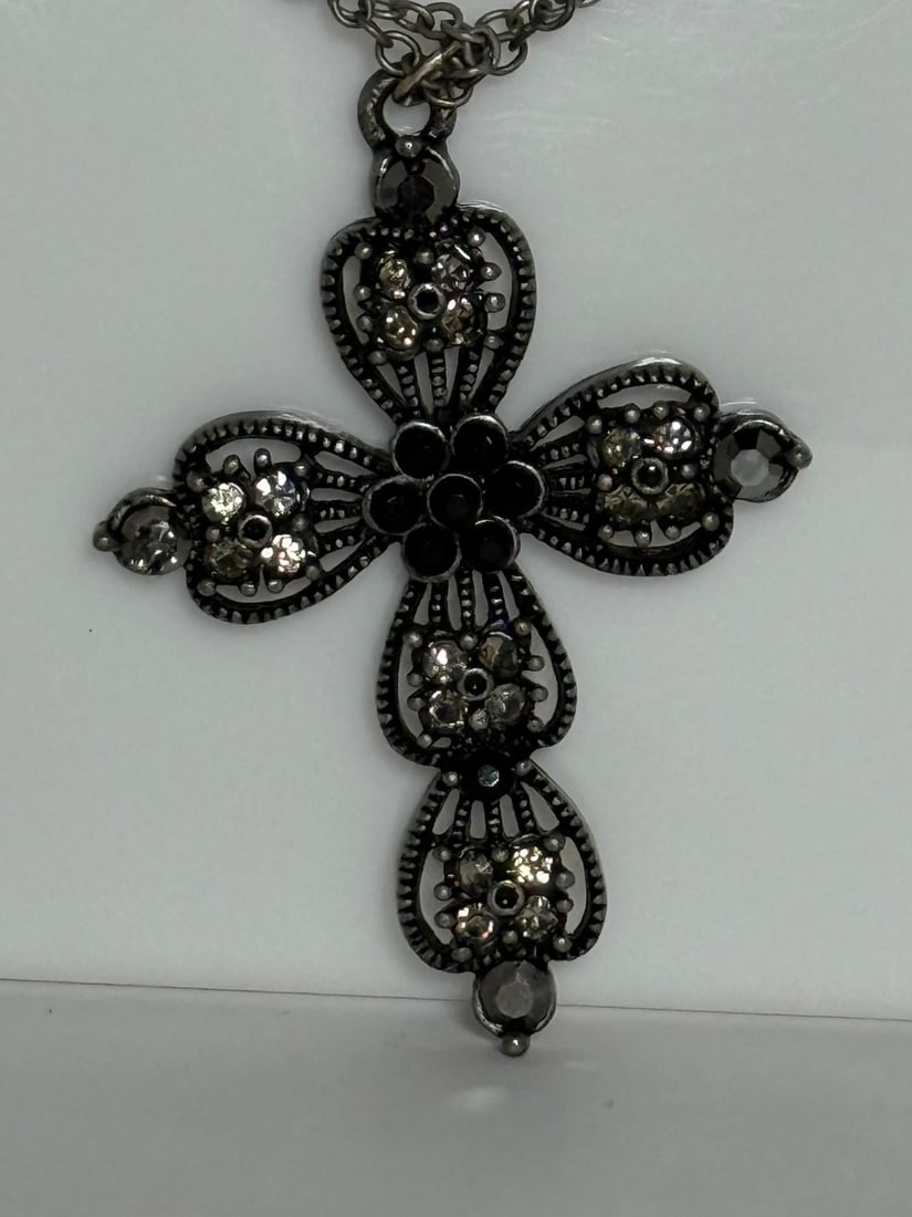 Fashion Cross Pendant Necklace with Beaded Chain - 2