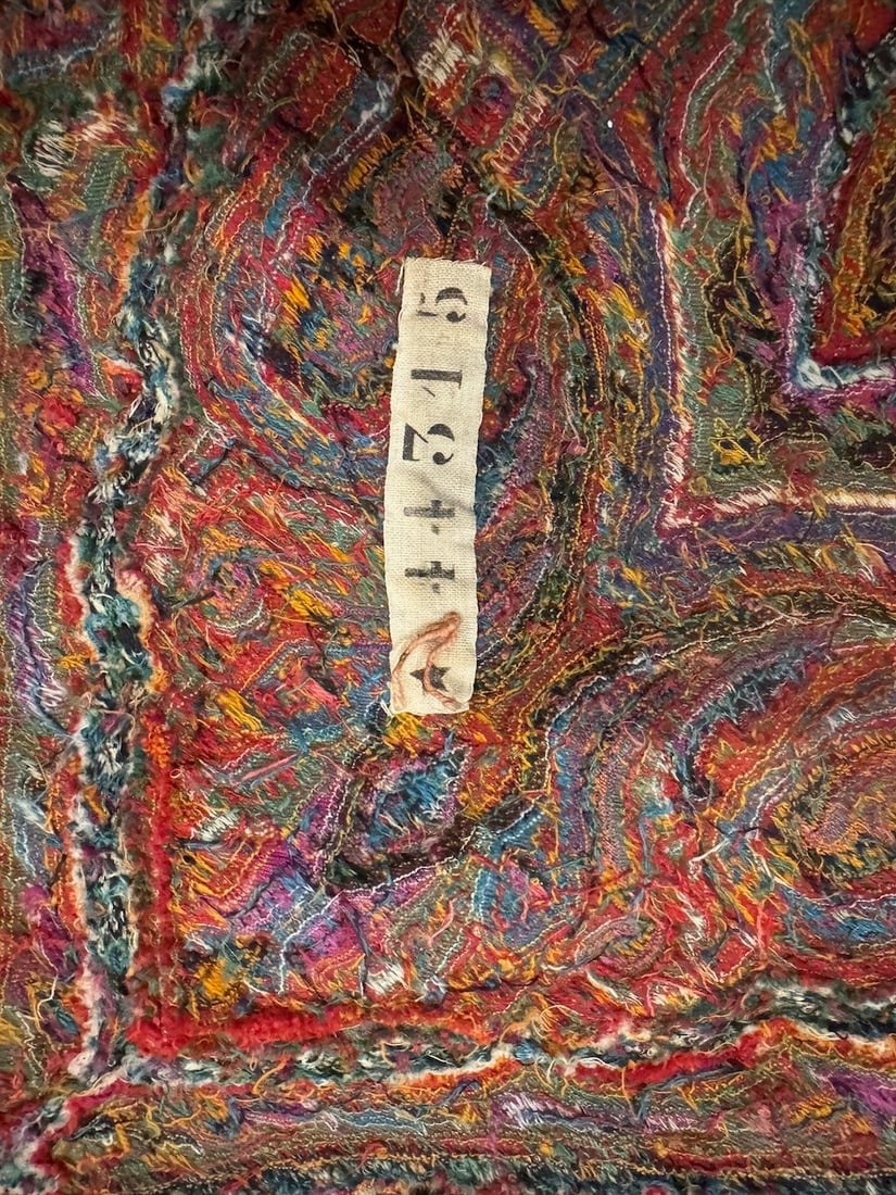 Extra Fine Central Asian Kashmir Embroidered Paisley Tapestry / Throw - 7