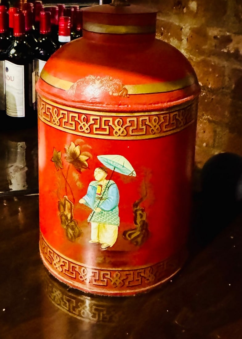 Chinoiserie Red Tea Caddy Lamp - 2