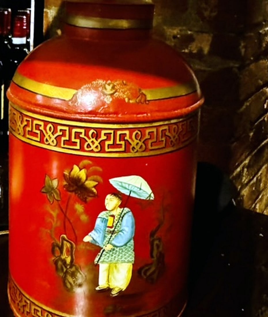 Chinoiserie Red Tea Caddy Lamp - 6