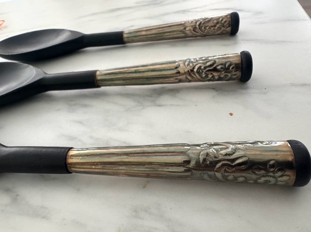 Set of Three Good Earth Salad Servers with Ornate Silver-Plated Handles - 5