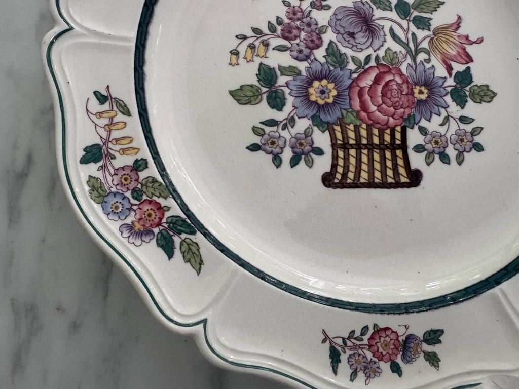 Wedgwood Etruria England Floral Pattern Scalloped Edge Plate - 3