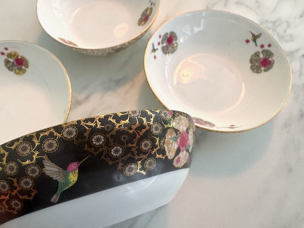 Set of Four Bowls Fine Bone China Accented With 24 Carat Gold by Good Earth - 5