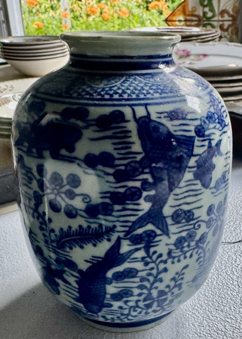 Chinese Blue and White Porcelain Koi Motif Vase - 2