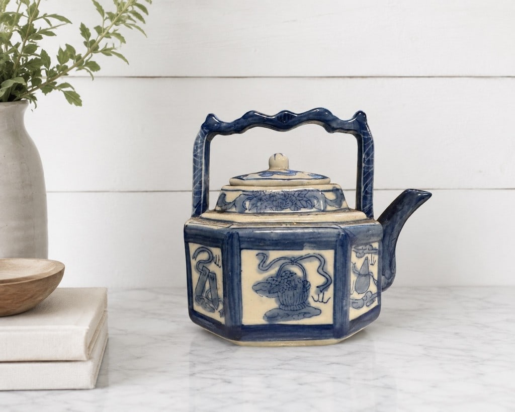 Blue and White Chinoiserie Hexagonal Teapot - 2