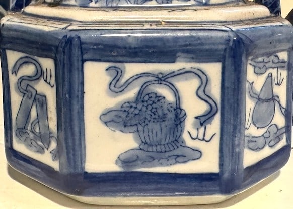 Blue and White Chinoiserie Hexagonal Teapot - 4