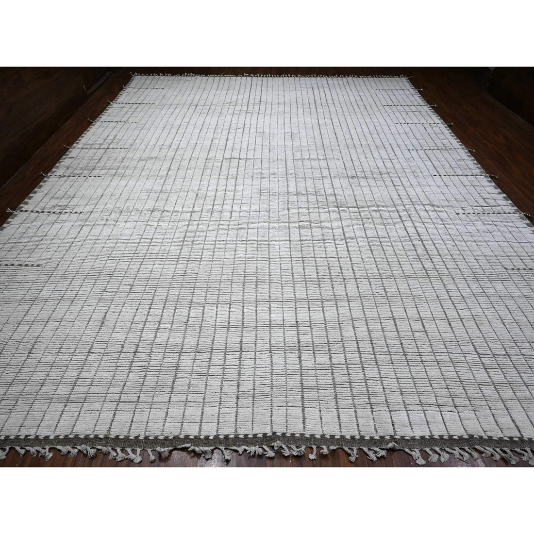 Ivory Hand Knotted Moroccan Weave Geometric Oversized Oriental Rug - 2