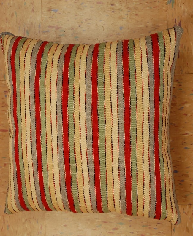 Hand-Made Pillow Cushion Rug 1'6" x 1' 8": Title:Hand-Made Pillow Cushion Rug 1'6" x 1' 8" Description:Antique detailed design hand made functional_useable pillow_cushion with exact size of 1'6" x 1' 8" the pillow is filled with poly- fil