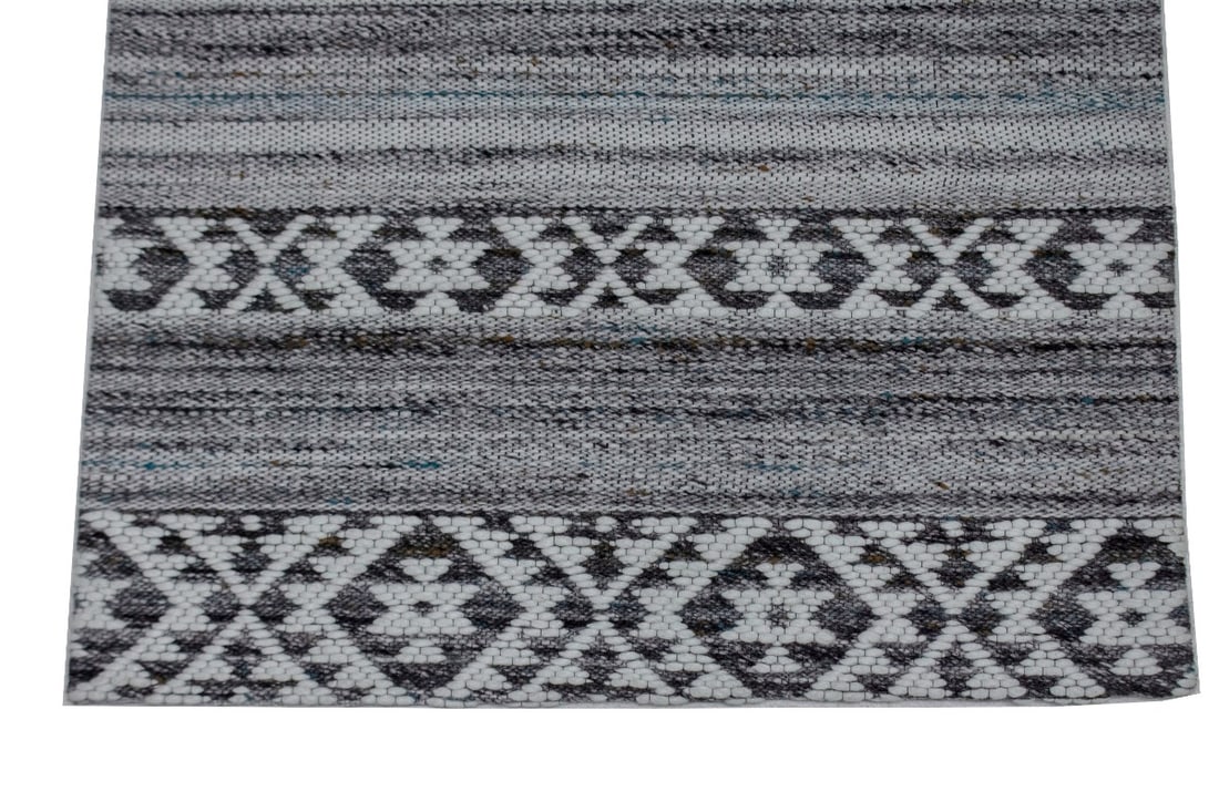 Multicolored Geometric Stripes 2X3 Hand-Tufted Modern Rug - 10
