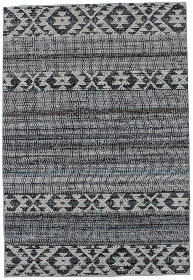 Multicolored Geometric Stripes 2X3 Hand-Tufted Modern Rug: Title: Multicolored Geometric Stripes 2X3 Hand-Tufted Modern Rug Description:Embellish the corners of your living space with this beautiful hand-tufted rug. Date/Period: Materials: Dimensions:2'0 x