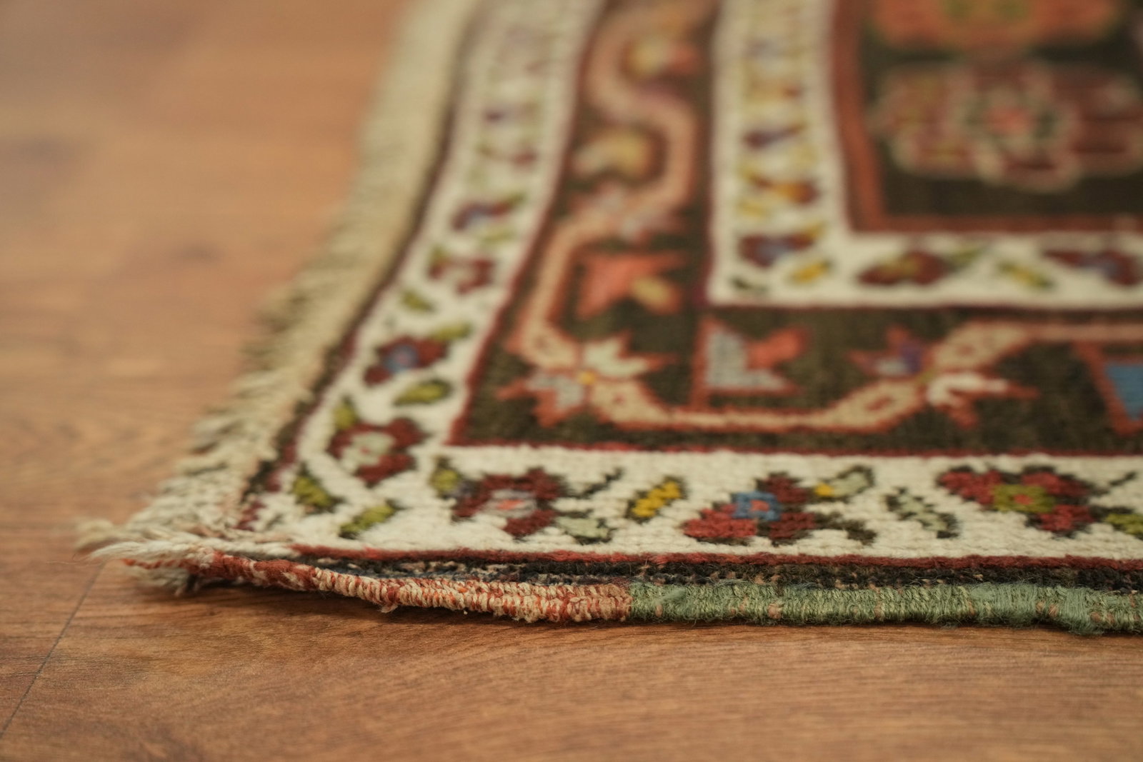 Bakhtiari Persian Wool Rug 4x7 - 13