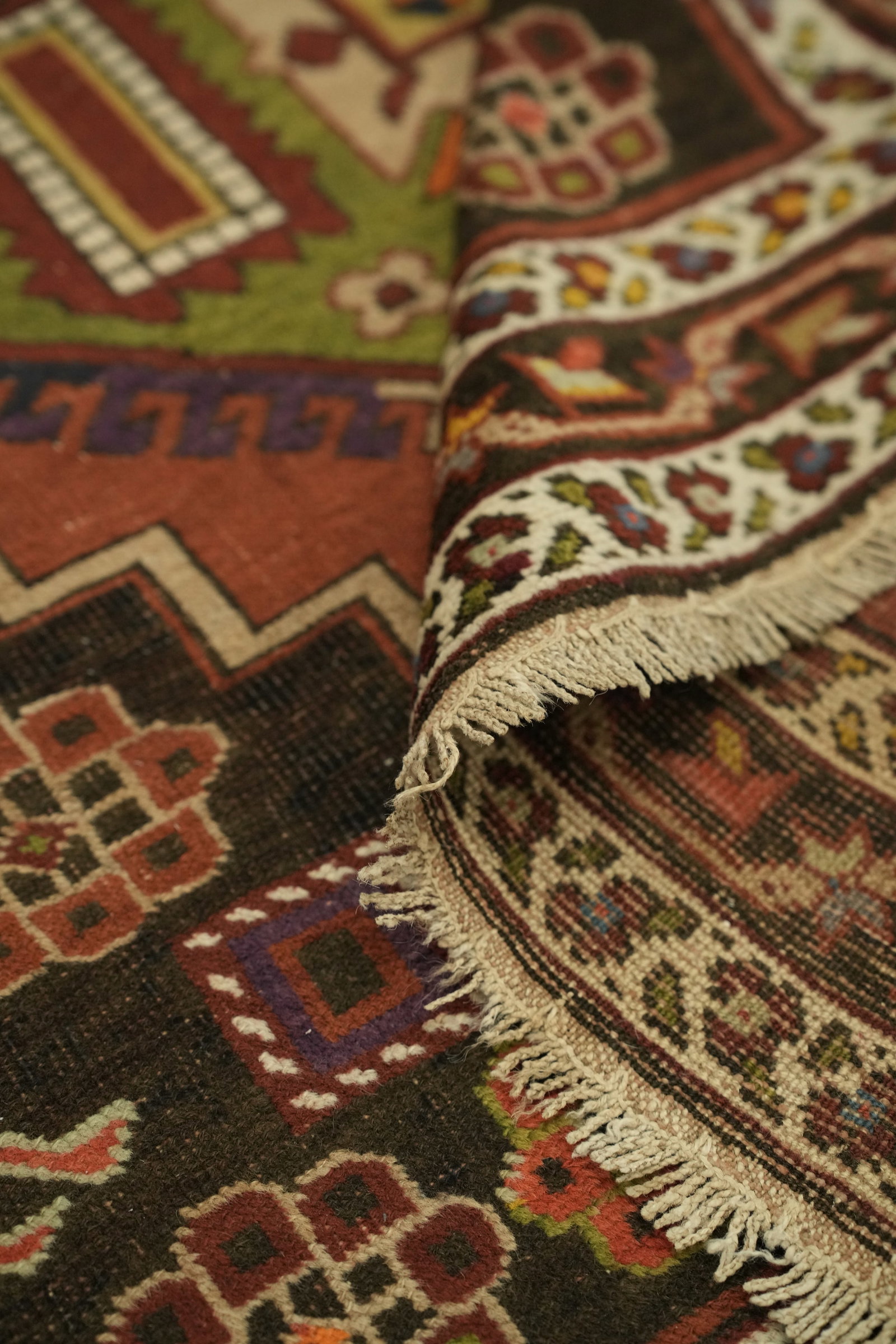 Bakhtiari Persian Wool Rug 4x7 - 15