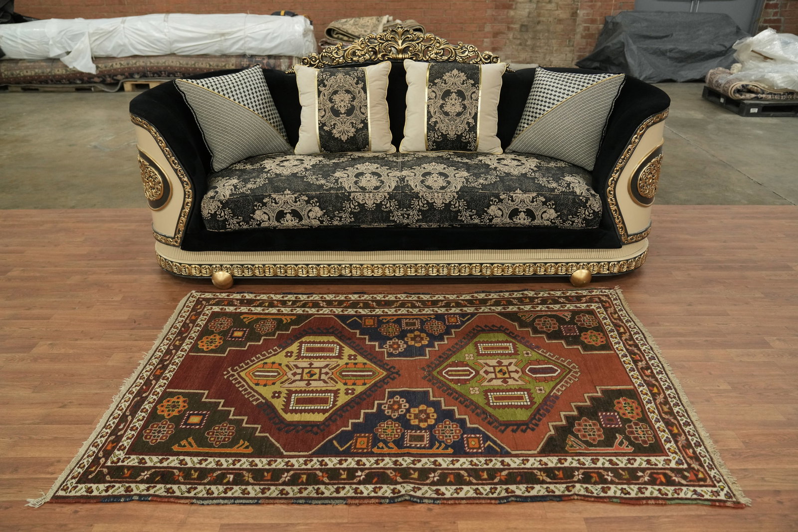 Bakhtiari Persian Wool Rug 4x7 - 4