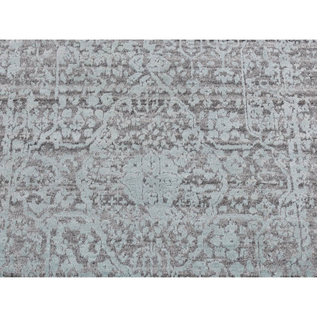 Chetwode Green, Persian Design, Hand Knotted, Wool and Silk Runner Rug - 4