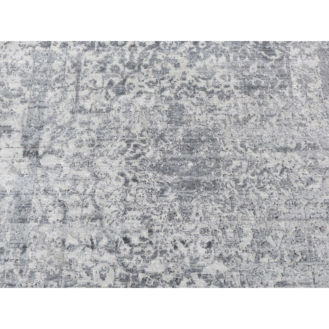 Carbon Gray Persian Design Wool and Silk Hand Knotted Oriental Rug - 4
