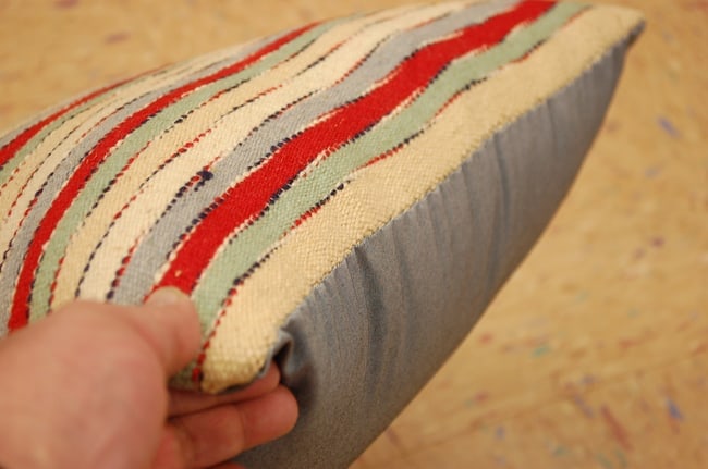 Hand-Made Pillow Cushion Rug 1'2" x 1' 8" - 3