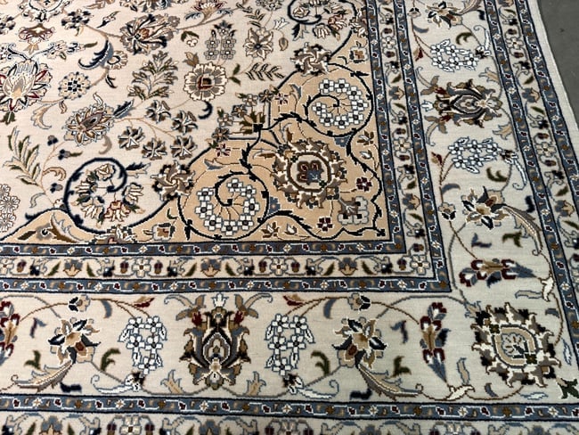 Fine Silk &Wool Nain Rug 8x10 - 4