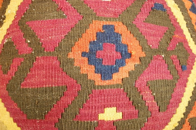 Hand-Made Pillow Cushion Rug 1'6" x 1' 8" - 2