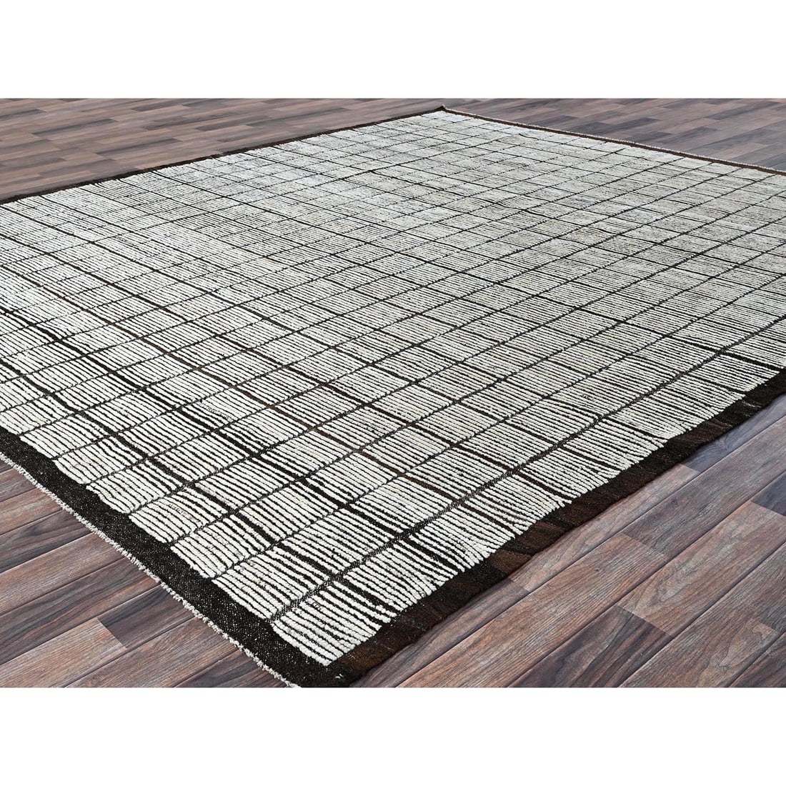 Vista White Moroccan Weave with Box Design Hand Knotted Pure Wool Rug - 3