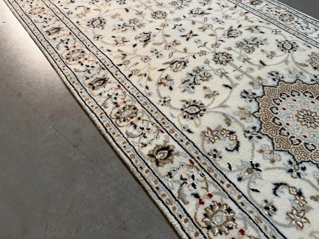 Fine Silk and wool Runner 2.8x8 - 4