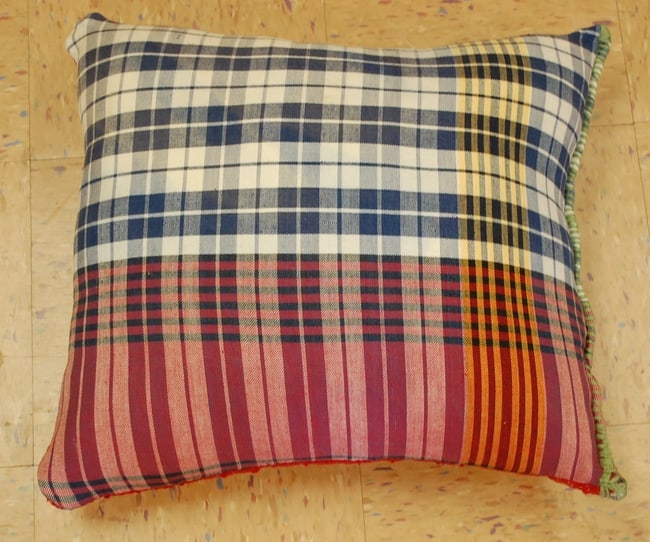 Hand-Made Pillow Cushion Rug 1'6" x 1' 8" - 4