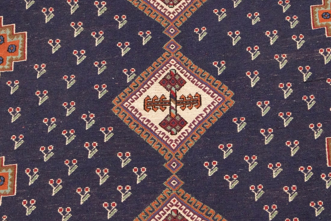 Plum Tribal 4X7 Sumak Persian Rug - 8