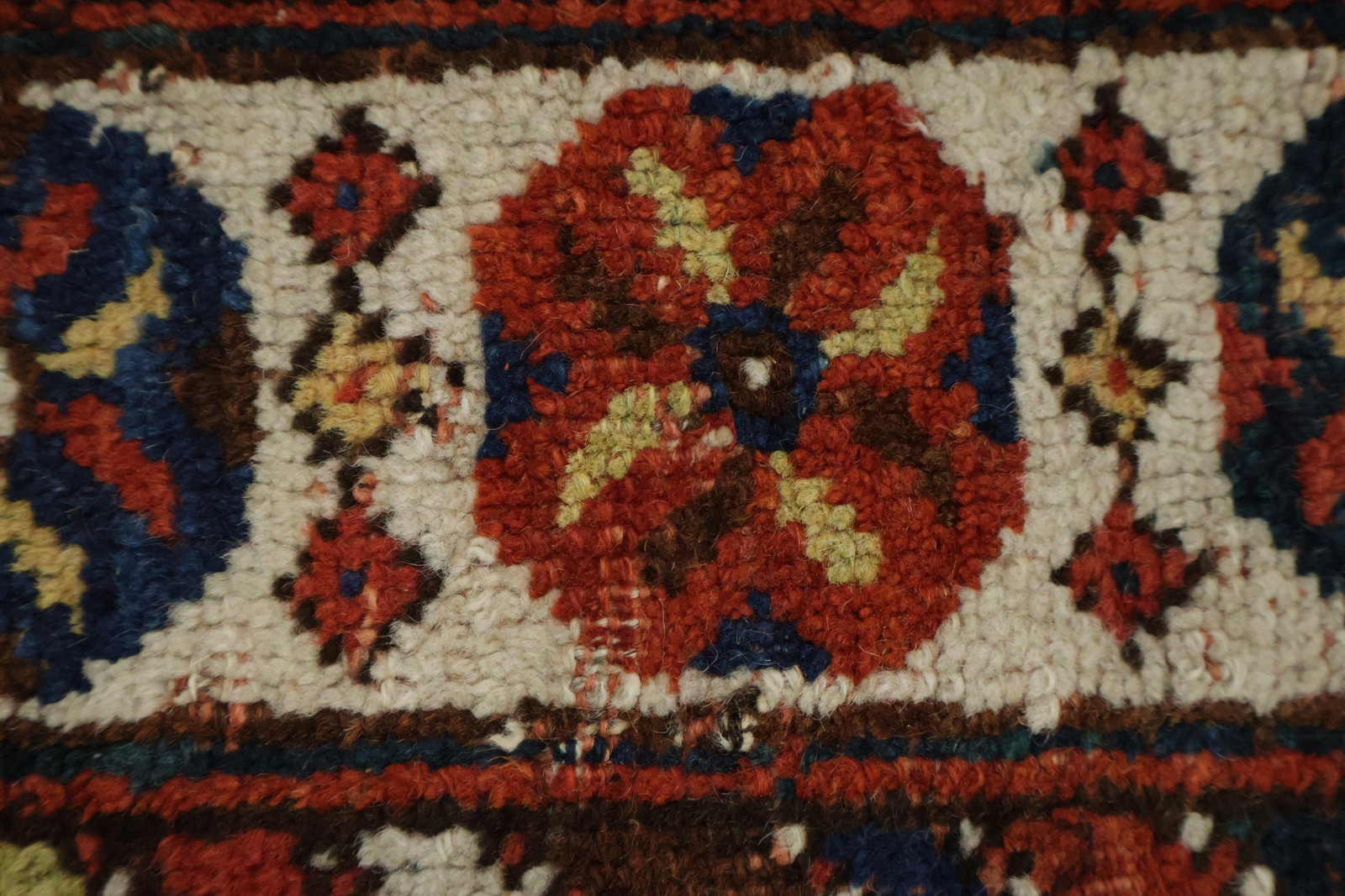 Pre-1900 Antque Bakhtiari Persian Wool Rug 5x7 - 10