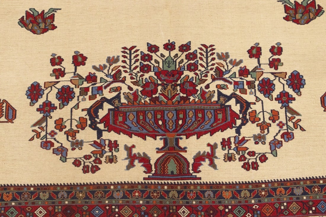 Cream Tribal 4'6X6 Sumak Persian Rug - 10