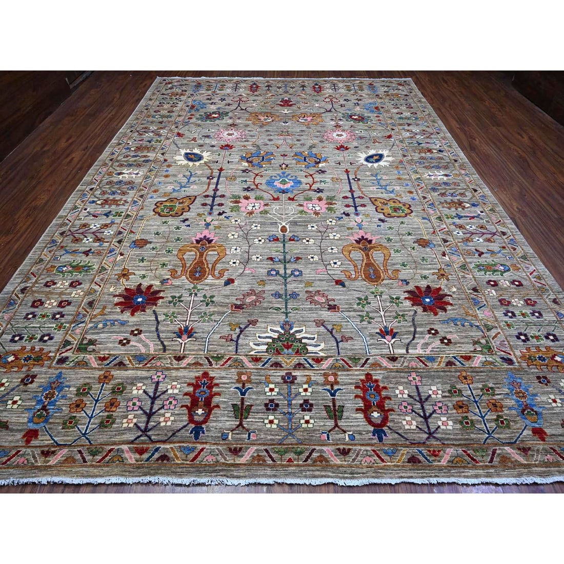 Storm Gray Hand Knotted Sultani Floral Pattern Soft Wool Oriental Rug - 2