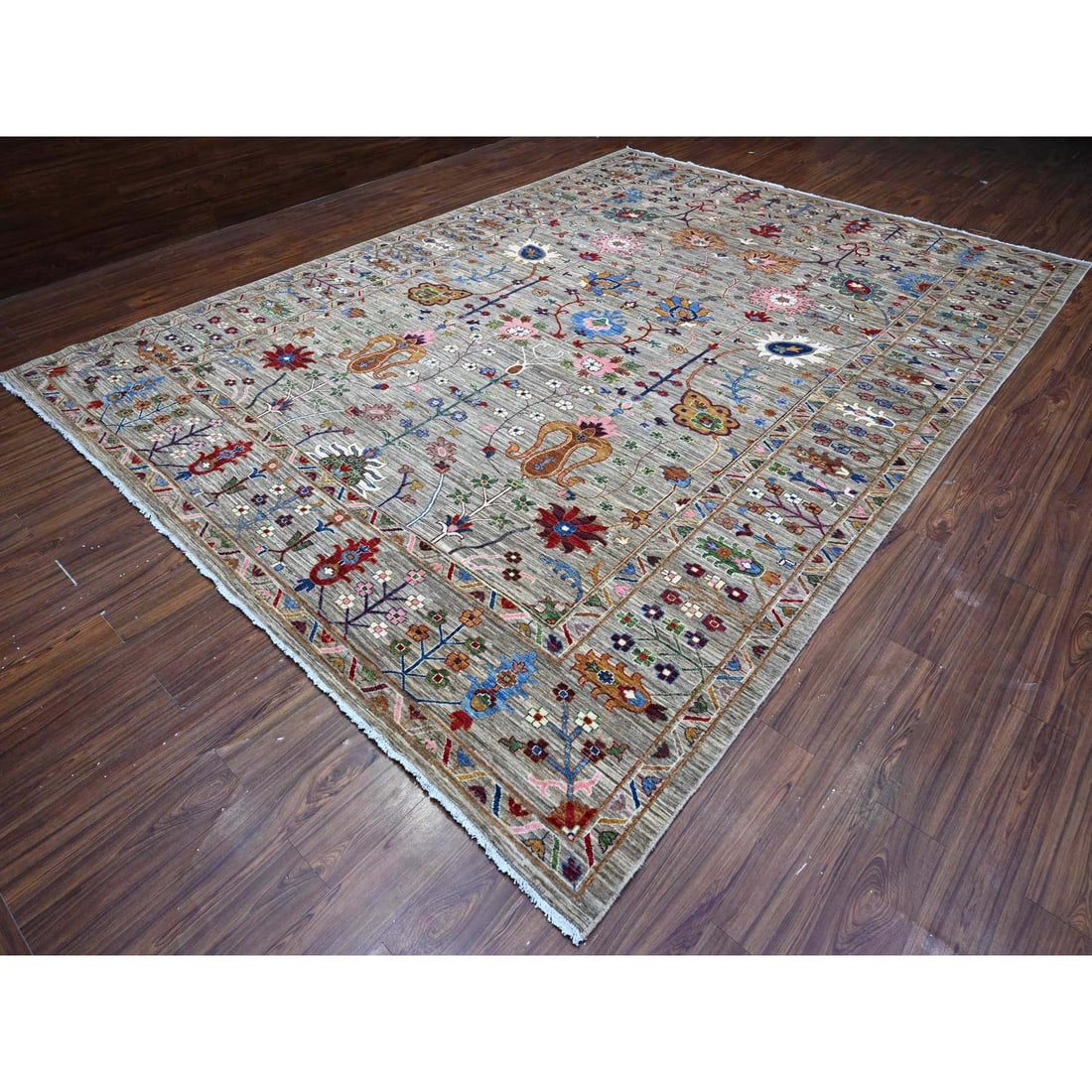 Storm Gray Hand Knotted Sultani Floral Pattern Soft Wool Oriental Rug - 3