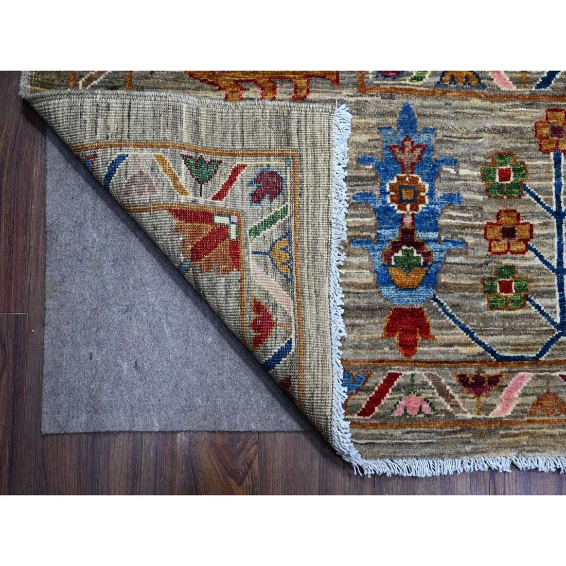 Storm Gray Hand Knotted Sultani Floral Pattern Soft Wool Oriental Rug - 4