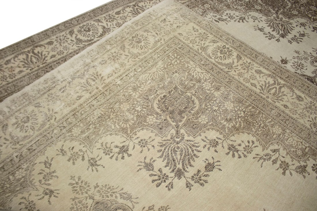 Traditional Floral Distressed 10X13 Muted Tabriz Persian Rug - 17