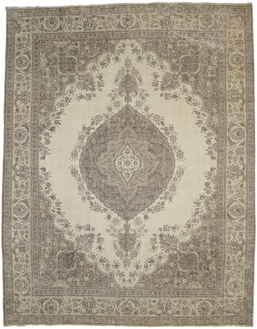 Traditional Floral Distressed 10X13 Muted Tabriz Persian Rug: Title: Traditional Floral Distressed 10X13 Muted Tabriz Persian Rug Description:Handmade antique 10X13 cream Persian rug made with vegetable dyes (fine wool pile and cotton foundation), exceptional kn