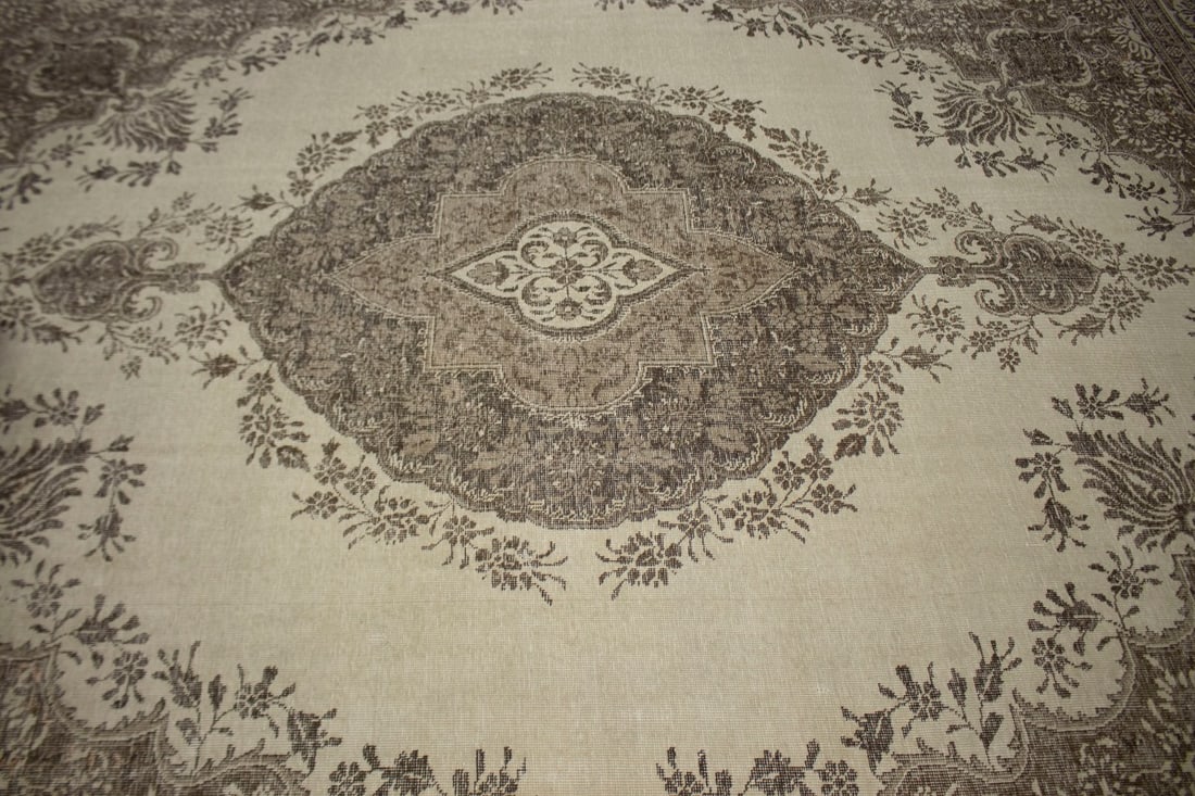 Traditional Floral Distressed 10X13 Muted Tabriz Persian Rug - 5