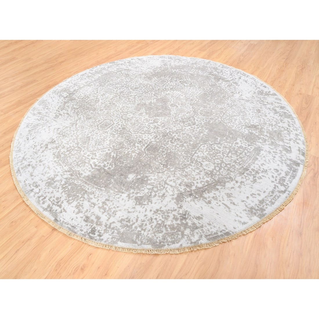 Round Grey Broken Persian Design Wool And Pure Silk Hand Knotted Rug - 4