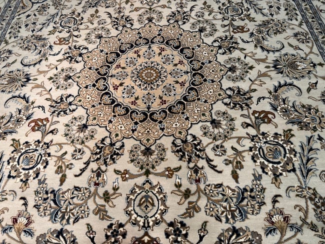 Fine Silk &Wool Nain Rug 9x12 - 2