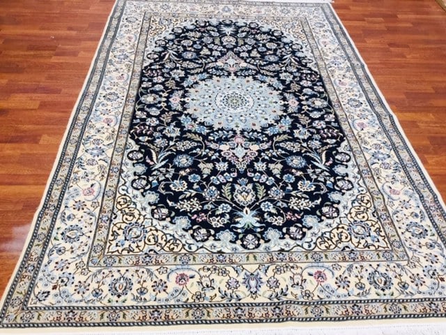 Fine Persian Silk and wool Persian Nain Rug-4539 - 2