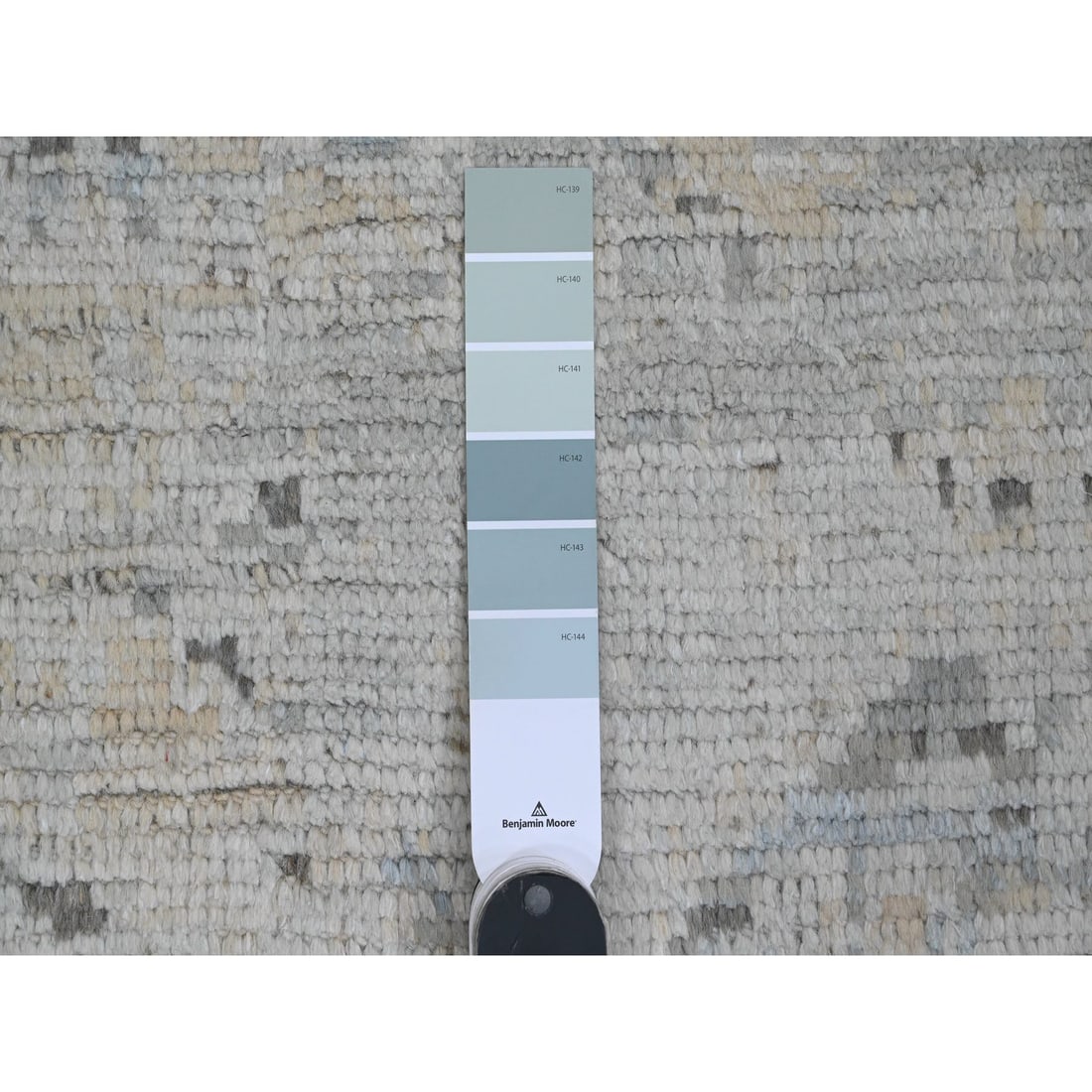 Gray Moroccan Weave Erased Elephant Feet Design Hand Knotted Wool Rug - 7
