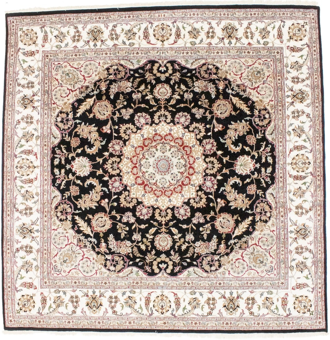 Black Classic Floral 8X8 Indo-Nain Oriental Square Rug - 2