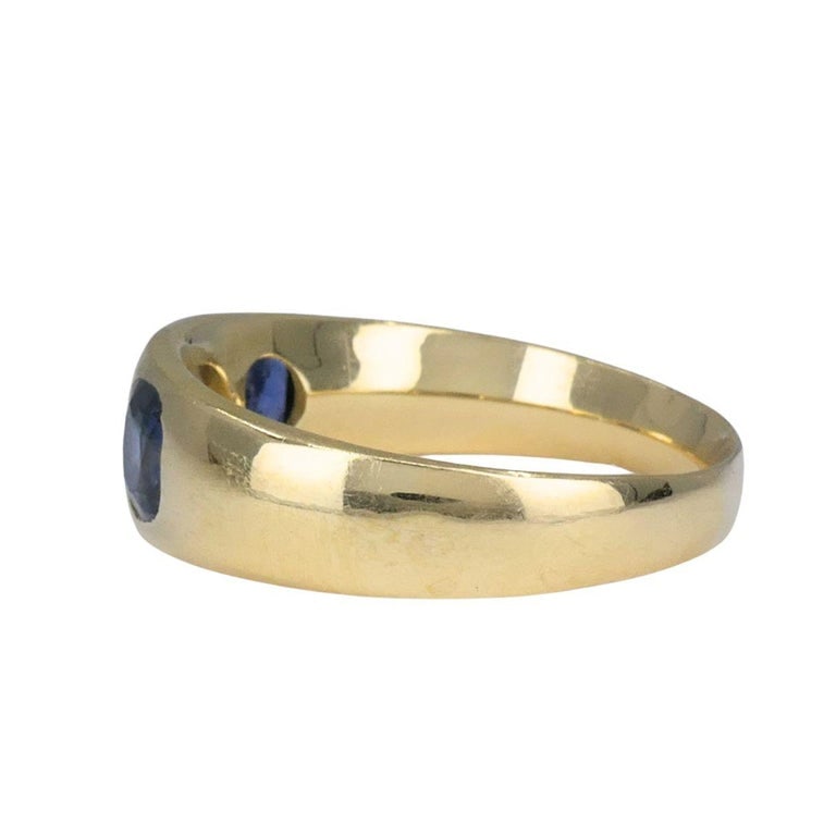 Vintage 18k Gold Sapphire Diamond Gypsy Three Stone Ring, Mid 20th Century - 5