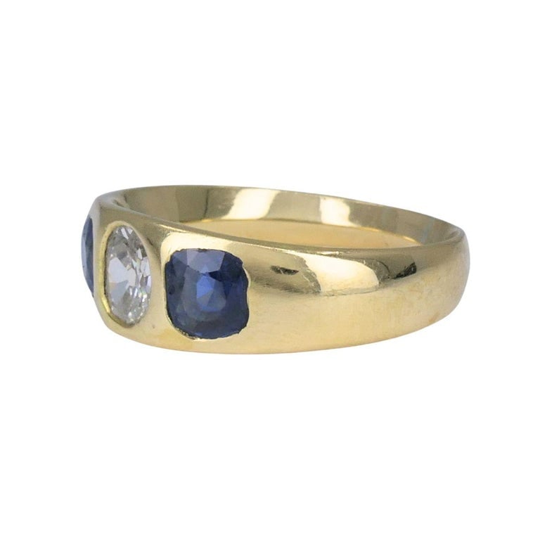 Vintage 18k Gold Sapphire Diamond Gypsy Three Stone Ring, Mid 20th Century - 7