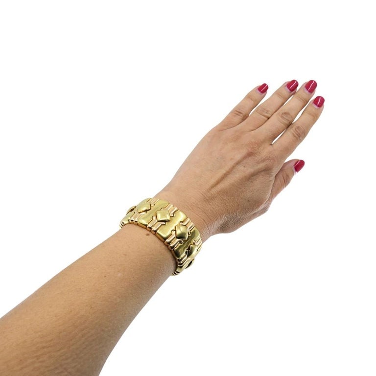 Chopard 18k Gold Multicolor Flexible Diamond PavÃ© Cuff Bracelet, 1970s - 5