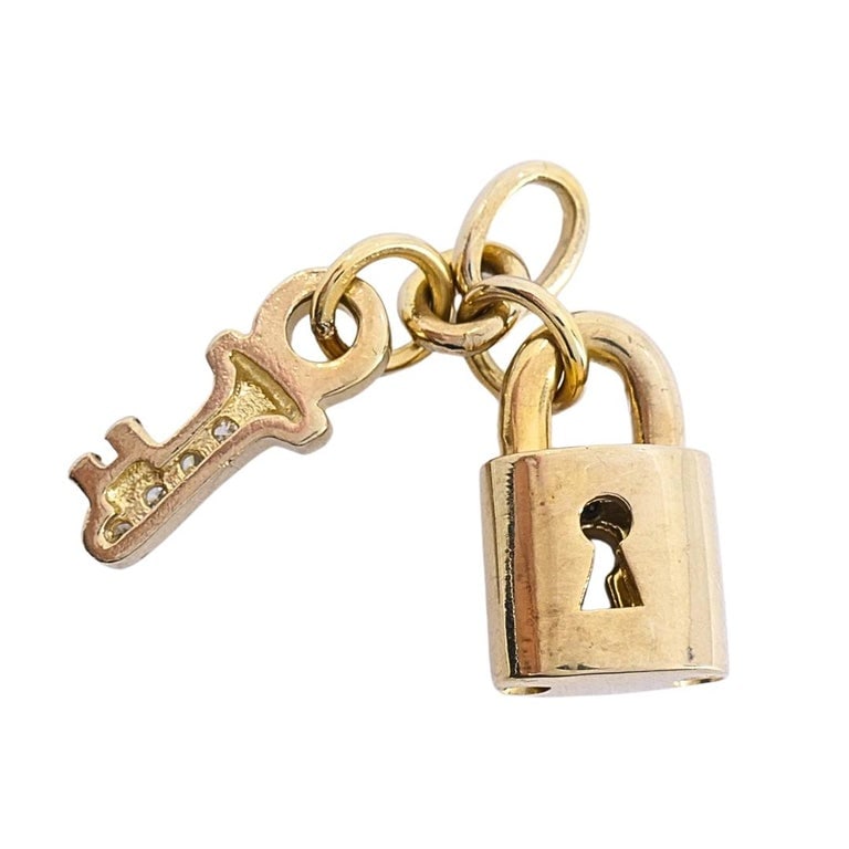 14k Gold Diamond Lock & Key Pendant Necklace - 7