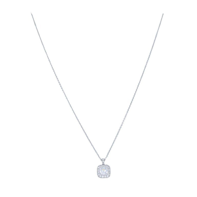 Tiffany & Co. Legacy Platinum Diamond Pendant Necklace, Circa 2000s - 3
