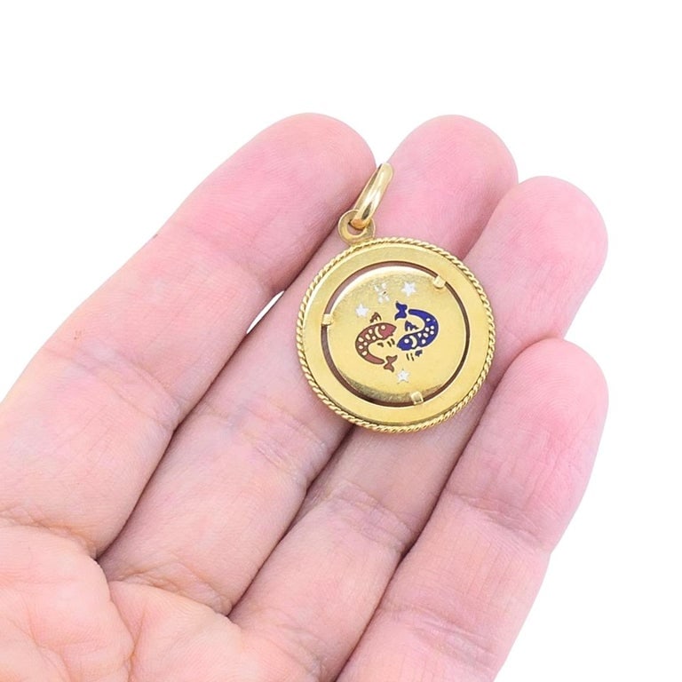 Vintage UnoAErre 18k Gold Enamel Pisces Zodiac Pendant Charm - 2