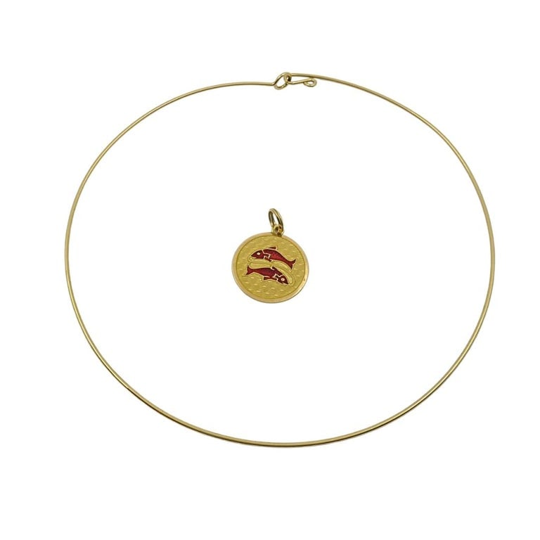 Vintage 18k Gold Red Enamel Pisces Zodiac Medallion Pendant Necklace - 4