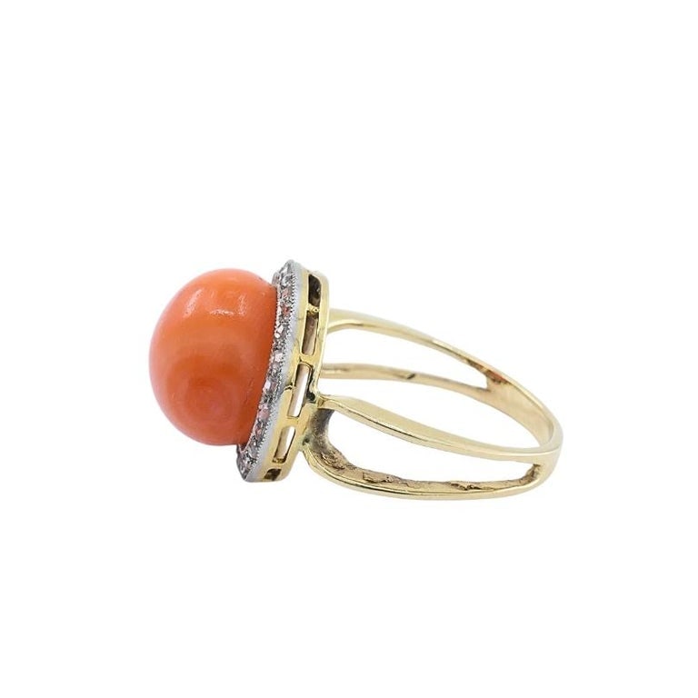 Vintage 14k Gold Coral Cabochon Diamond Halo Ring - 4