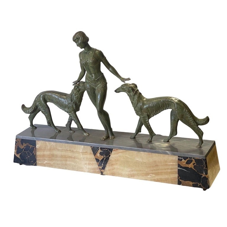 Art Deco Light-up Flapper Bronze Patina Sculpture by Enrique Molins-Balleste - 3