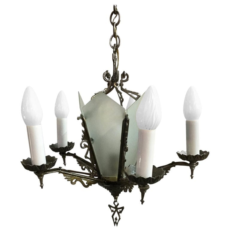 Art Deco Slat Glass Chandelier With Geometric Details - 2